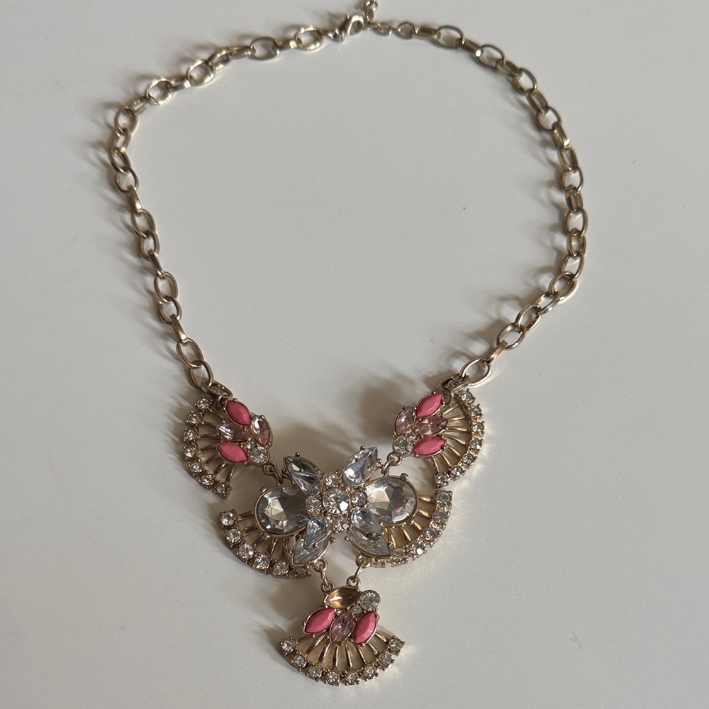 Chic Gold and Pink Necklace